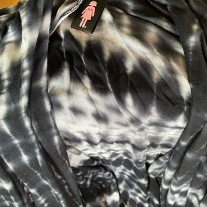 Bamboobies tie-dye nursing shawl